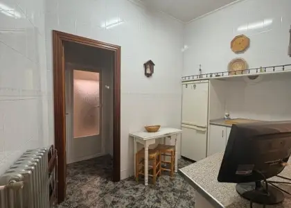 Adosado en venta en Alcázar De San Juan, Plaza Aduana, de 174 m2 con 4 dormitorios, 2 baños, trastero y terraza por 95.000 €, Ref. 0411 en Alcázar de San Juan