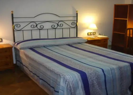 Alquiler de habitaciones en piso de 5 habitaciones en Salamanca - Mujeres