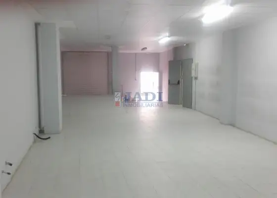 alquiler de local en Valdepeñas, AVENIDA 1 DE JULIO