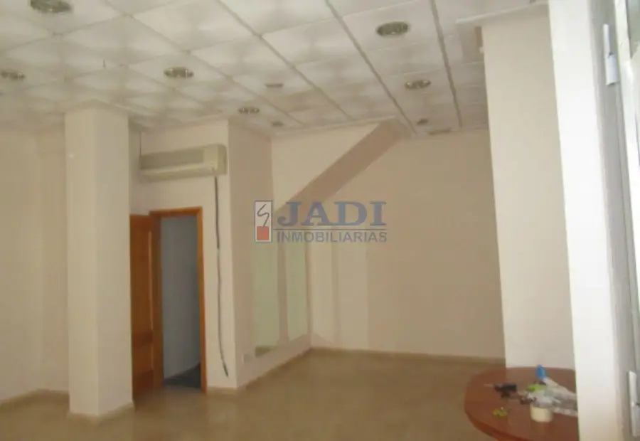alquiler de local en Valdepeñas, CENTRO en Valdepeñas