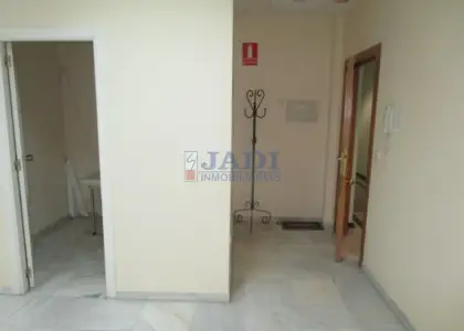 alquiler de oficina en Valdepeñas, CENTRO en Valdepeñas