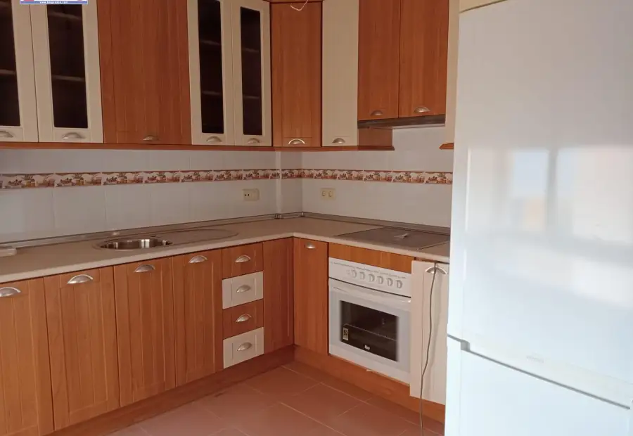 Ático a estrenar de tres dormitorios y dos baños junto a mercadona en Alcázar de San Juan