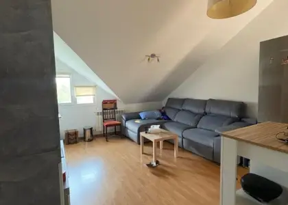Ático en venta en Alcázar De San Juan, Zona Renfe, de 68 m2 con 2 dormitorios, baño, plaza de garaje, trastero y terraza por 143.000 €, Ref. 0434 en Alcázar de San Juan