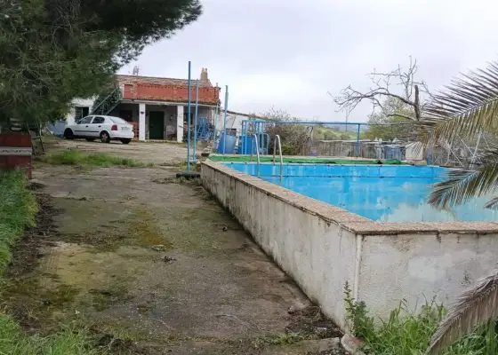 Campo al lado del pueblo en Cabezarrubias del Puerto