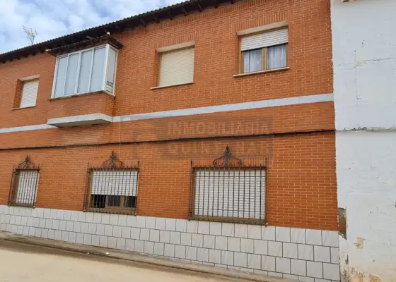 Casa 4 habitaciones, Triplex En buen estado Los Hinojosos