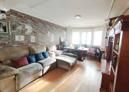 Casa/Chalet adosado En Venta Avenida Juan Carlos I, Tomelloso en Tomelloso