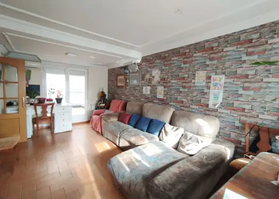 Casa/Chalet adosado En Venta Avenida Juan Carlos I, Tomelloso