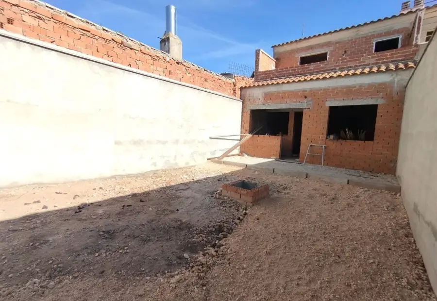 Casa/Chalet adosado En Venta Calle Cirilo Villena, Tomelloso en Tomelloso