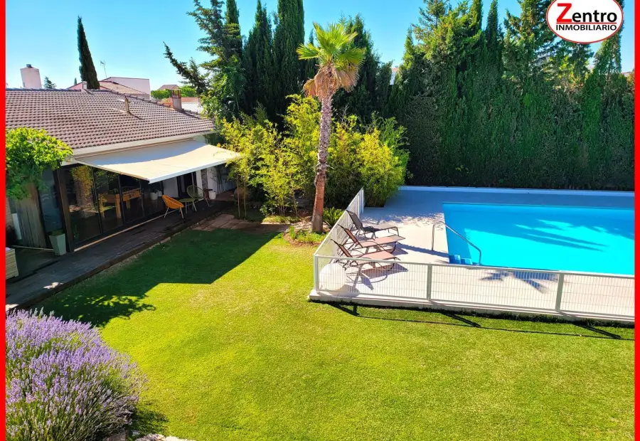 Casa/Chalet independiente En Venta Avenida sancho panza, Alcazar de San Juan en Alcázar de San Juan