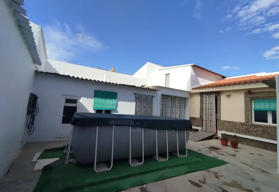 Casa/Chalet pareado En Venta Calle Buenos Aires, Tomelloso en Tomelloso