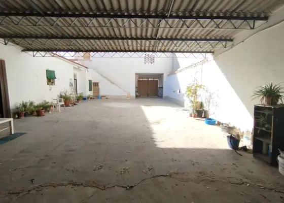 Casa/Chalet pareado En Venta Calle Campomanes, Tomelloso