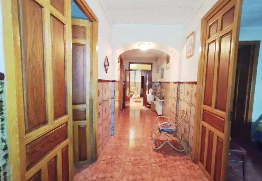 Casa/Chalet pareado En Venta Calle García Pavón, Tomelloso en Tomelloso