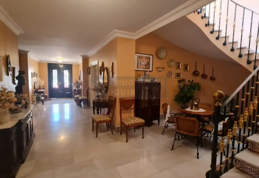 Casa de pueblo 9 habitaciones En buen estado Quintanar de la en Quintanar de la Orden