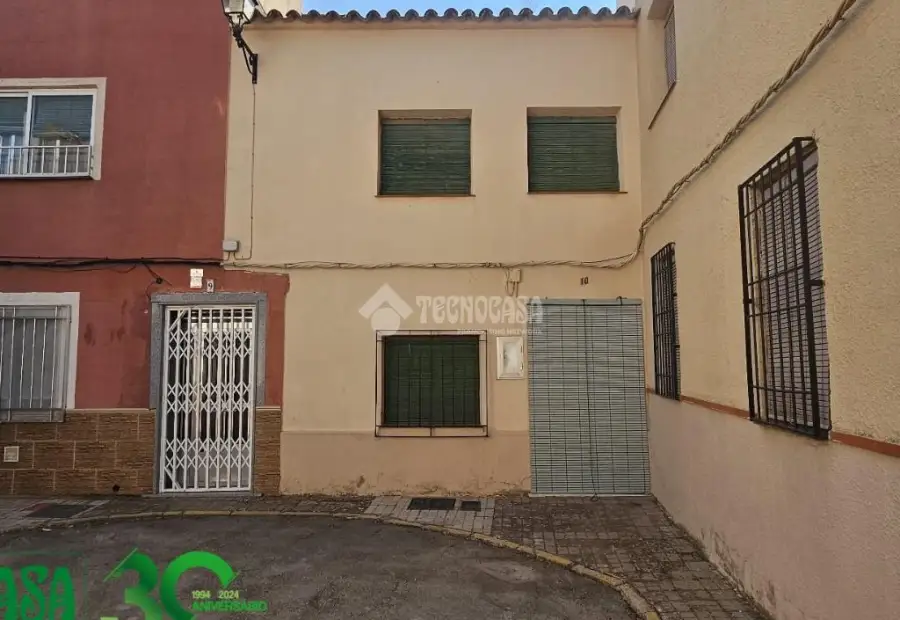 Casa en venta en Alcázar De San Juan - Alcázar De San Juan, 47.900 €, 257 m2, ref. 667778 en Alcázar de San Juan