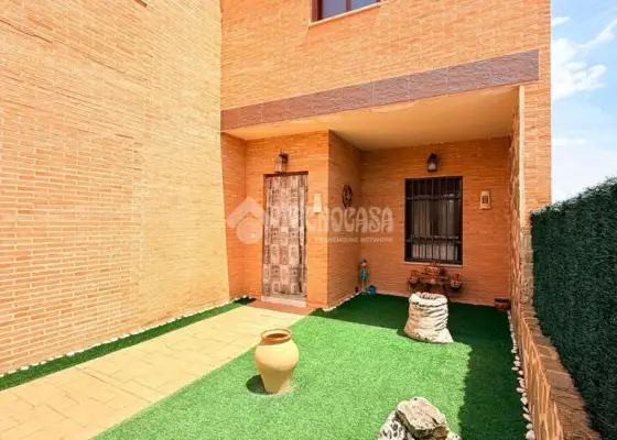 Casa en venta en Burujón - Burujón, 189.900 €, 187 m2, ref. 663341