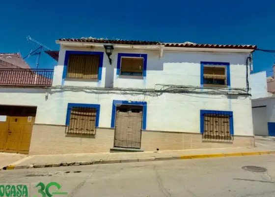 Casa en venta en Campo De Criptana - Campo De Criptana, 57.900 €, 395 m2, ref. 661818
