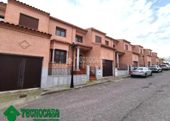Casa en venta en Gálvez - Gálvez, 175.000 €, 220 m2, ref. 650546