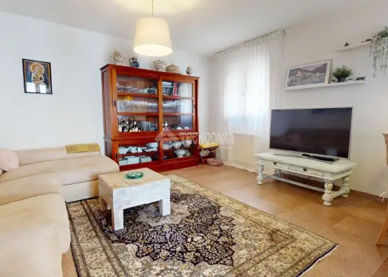 Casa en venta en Horche - Horche, 252.000 €, 258 m2, ref. 660557
