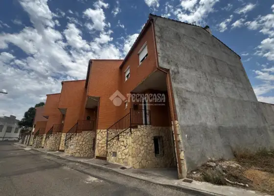 Casa en venta en Huerta De Valdecarábanos - Huerta De Valdecarábanos, 119.999 €, 140 m2, ref. 663390