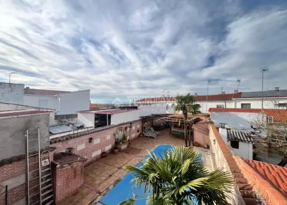 Casa en venta en Las Herencias - Las Herencias, 199.000 €, 126 m2, ref. 652207