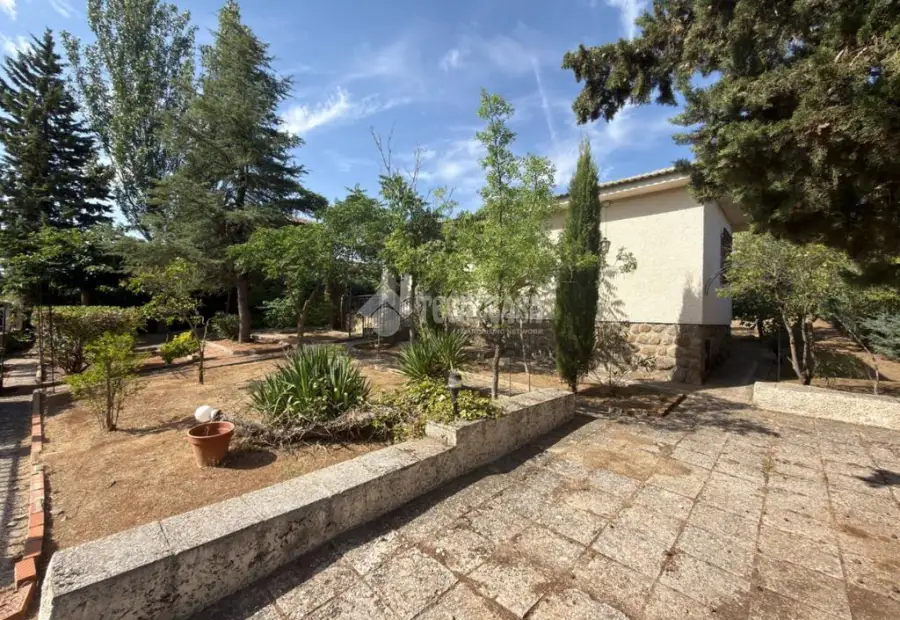 Casa en venta en Nambroca - Nambroca, 229.900 €, 212 m2, ref. 662742 en Nambroca