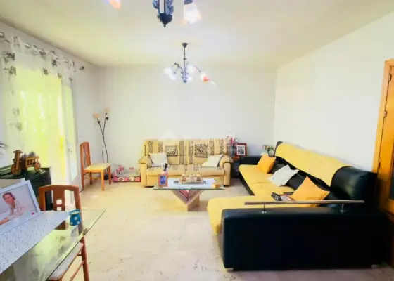 Casa en venta en Seseña - Seseña, 239.000 €, 158 m2, ref. 666806