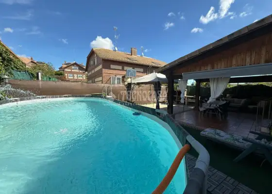 Casa en venta en Seseña - Seseña, 336.000 €, 165 m2, ref. 651746