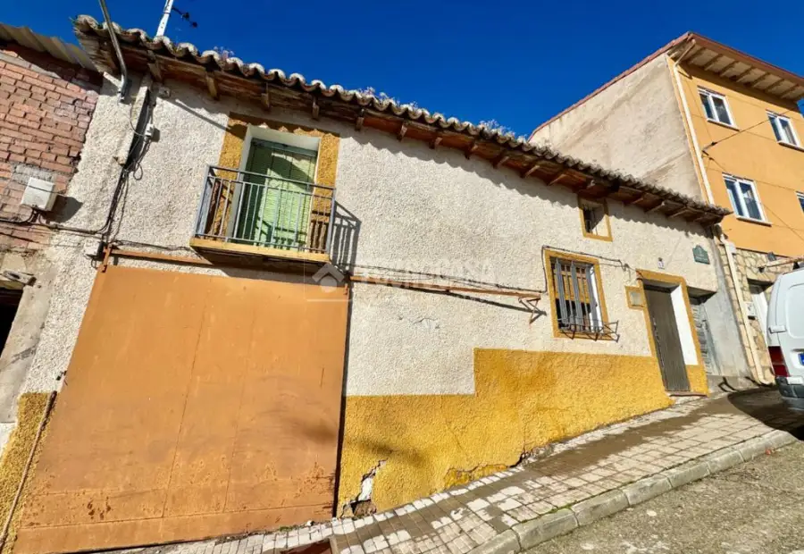 Casa en venta en Tórtola De Henares - Tórtola De Henares, 85.000 €, 14 m2, ref. 644793 en Tórtola de Henares