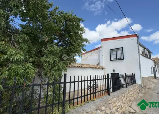 Casa en venta en Zafra De Záncara - Zafra De Záncara, 43.900 €, 97 m2, ref. 658244