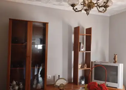 CASA en ZONA POBLADO para ENTRAR A VIVIR en Puertollano