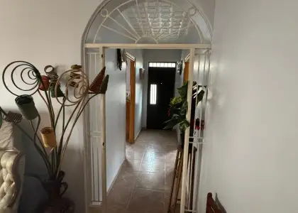 CASA en ZONA POBLADO para ENTRAR A VIVIR en Puertollano