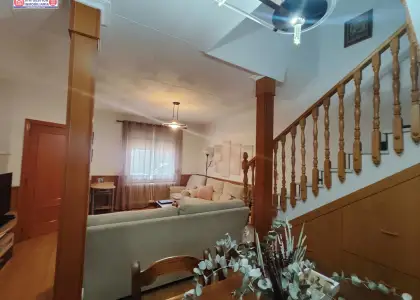 Casa para entrar a vivir con garaje en Alcázar de San Juan
