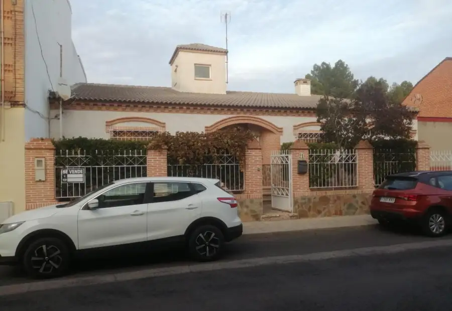 Casa unifamiliar en venta en Daimiel en Daimiel