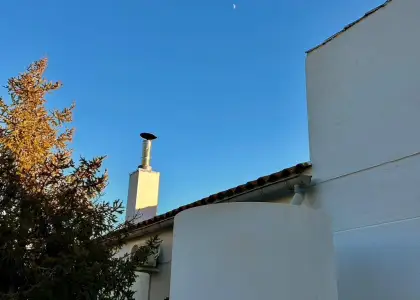 Chalet ubicado a 1km de Alameda de Cervera (Autovía) en dirección a Alcázar de San Juan, a 135 km de Madrid y a 15 km de Alcázar de San Juan ó Tomelloso en Alcázar de San Juan
