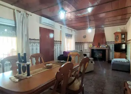Chalet Zona Argamasilla en Argamasilla de Calatrava