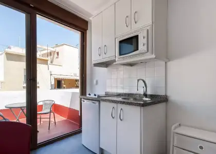 Estudio en piso compartido en Alicante- Solo chicas en Alicante (Alacant)