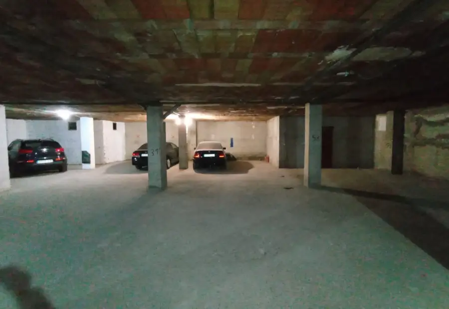 Garaje En Venta Calle Benedicto Antequera, Argamasilla de Alba en Argamasilla de Alba