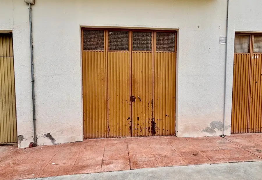 Garaje En Venta Calle Juan Bautista de la Concepción, Alcazar de San Juan en Alcázar de San Juan