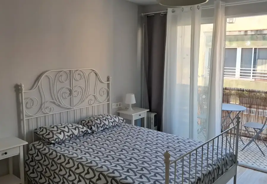 Habitación en piso compartido en Alicante (Alacant) en Alicante (Alacant)