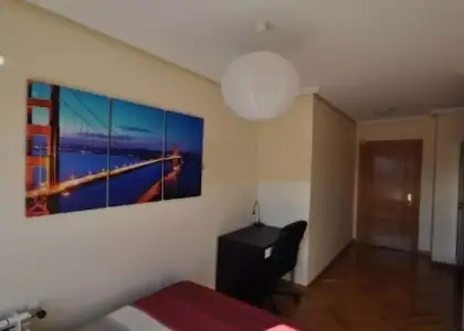 Habitación en piso compartido en madrid. en Madrid