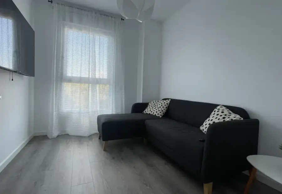 Habitación en piso compartido en Santa Cruz de Bezana en Santander
