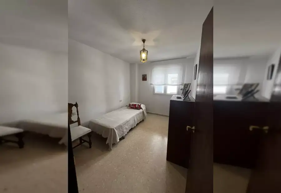 Habitación en un apartamento compartido de 2 habitaciones en alquiler en Plaza de Toros Vieja, todos los gastos incluidos. en Málaga