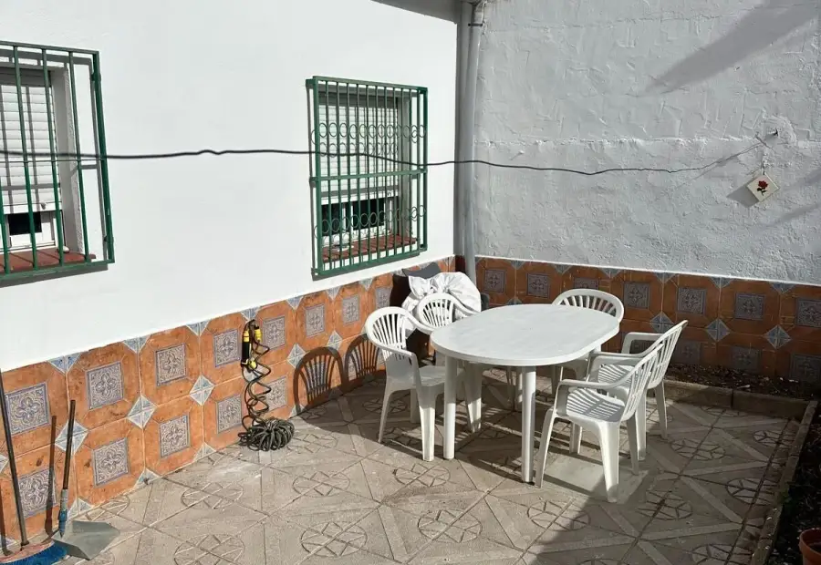 Impecable Adosado en Carretera de Jaén, Albacete - ¡Listo para Entrar a Vivir! en Albacete