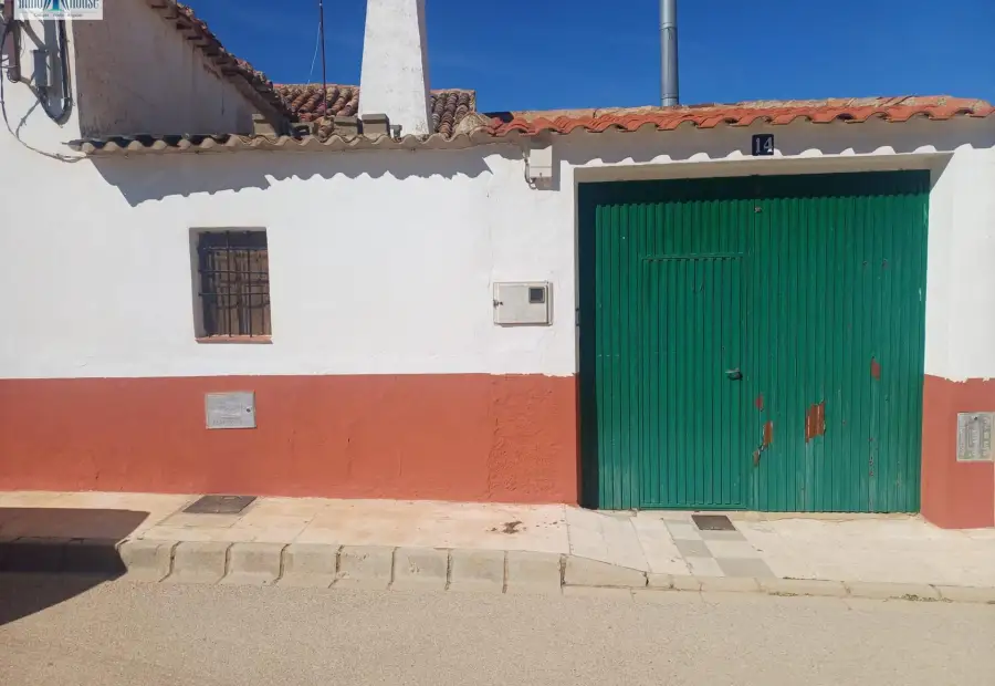 Inmohouse vende casa en argamason en Albacete