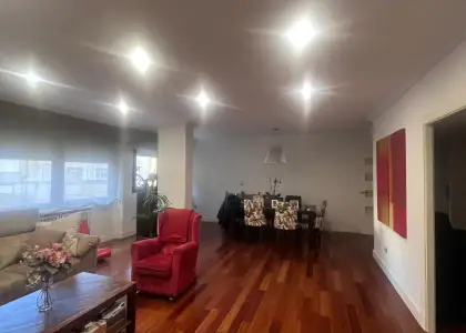 Inmohouse vende precioso y amplio piso en el corazón de Albacete en Albacete