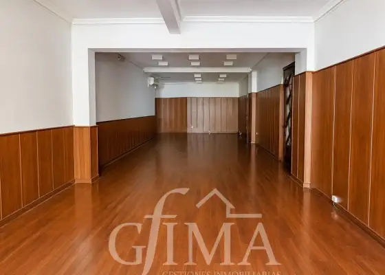 Local comercial en alquiler en Calle Alfonso Xii – 494 M² en Tomelloso
