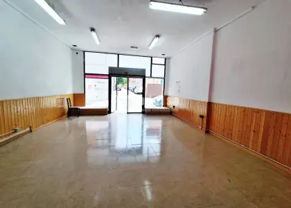 Local comercial en alquiler en Calle de Alonso Núñez de Reinoso, Los Valles-San Vazquez - Concordia - Adoratrices, Guadalajara en Guadalajara