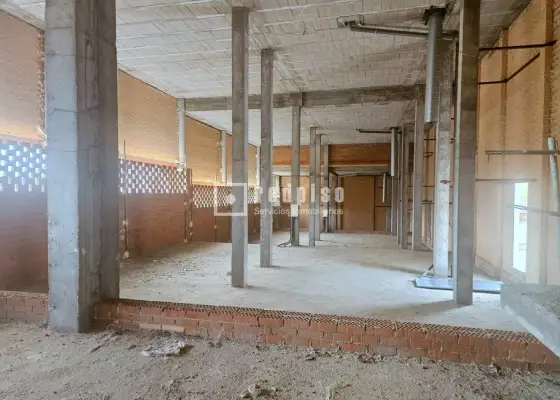 Local comercial en venta en Alameda del Señorío de Illescas, Illescas, Toledo