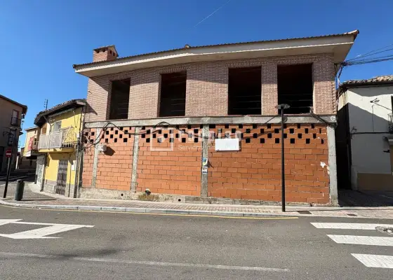 Local comercial en venta en Avenida de Félix Arranz, Distrito Único, Méntrida, Toledo