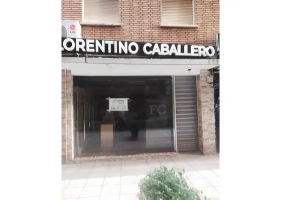 Local comercial en venta en Manzanares